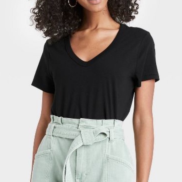 Mossimo Supply Co. Tops - Mossimo Supply Co. Basic Solid V Neck Tee - Black